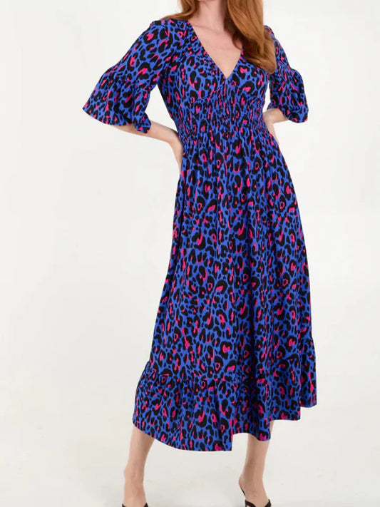 Leopardenkleid mit geraffter Taille