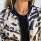 Bomberjacke mit Reißverschluss und Zebra-Print für Damen im Herbst