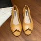 Bequeme und lässige Schuhe mit Cut-outs und hohen Absätzen