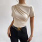 Damen-T-Shirt mit Stehkragen, Rüschen und kurzen Ärmeln