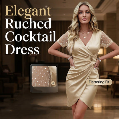👗✨ Figurbetontes, plissiertes Kleid mit V-Ausschnitt, ideal für Galadinner und Partys